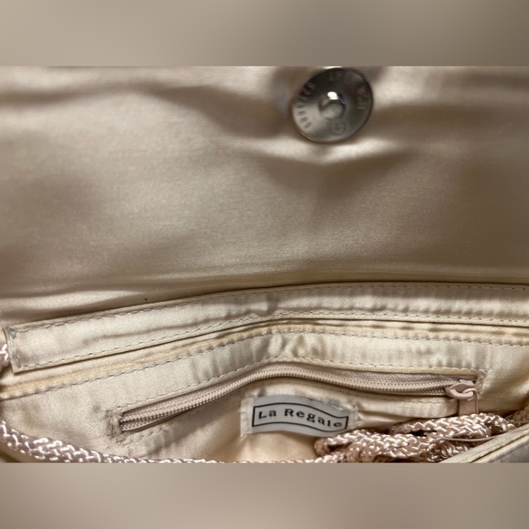 La Regale Beaded convertible clutch/crossbody, same or next day shipping - Picture 3 of 4